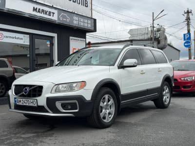 Volvo XC70 — фото 1