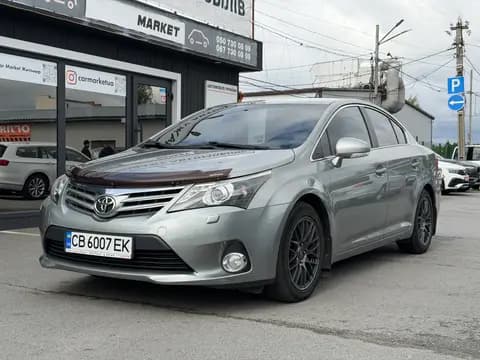 Toyota Avensis 2012
