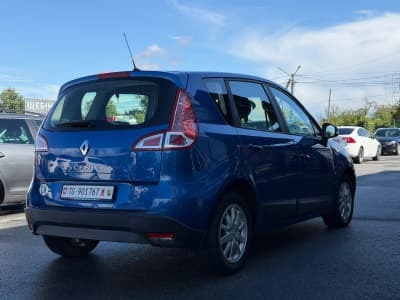 Renault Scenic — фото 3