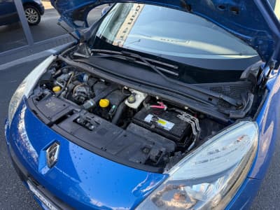 Renault Scenic — фото 9
