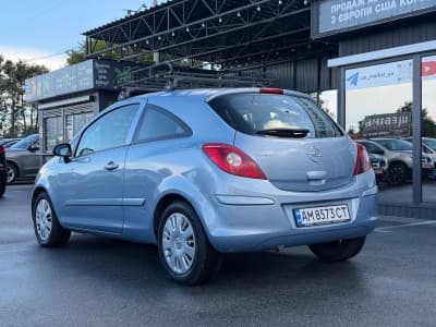 Opel Corsa — фото 4