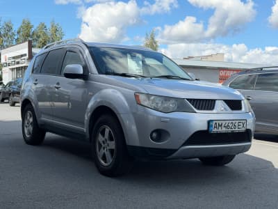 Mitsubishi Outlander — фото 2