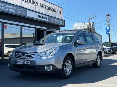 Subaru Legacy Outback 2011