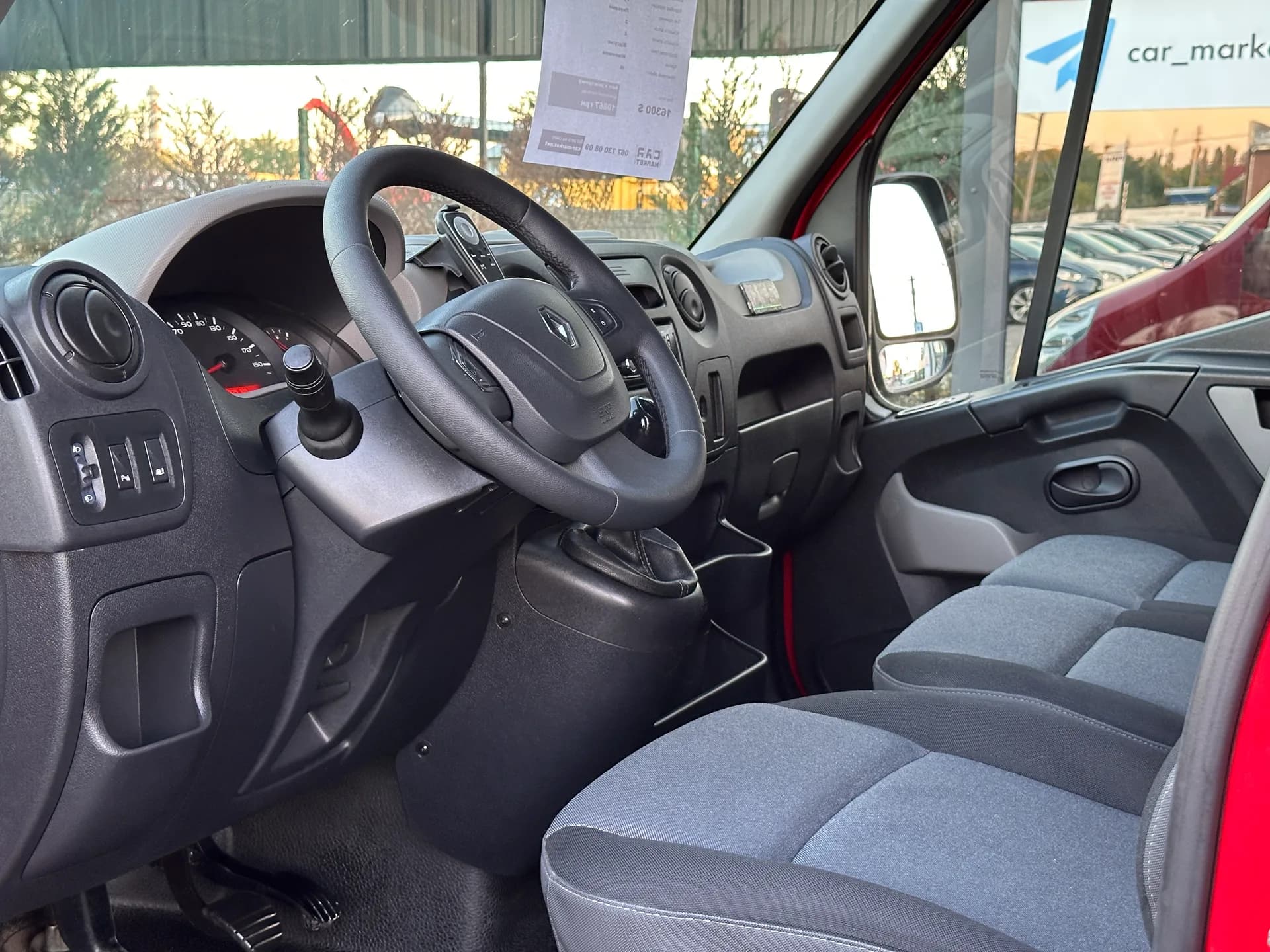 Renault Master — фото 6