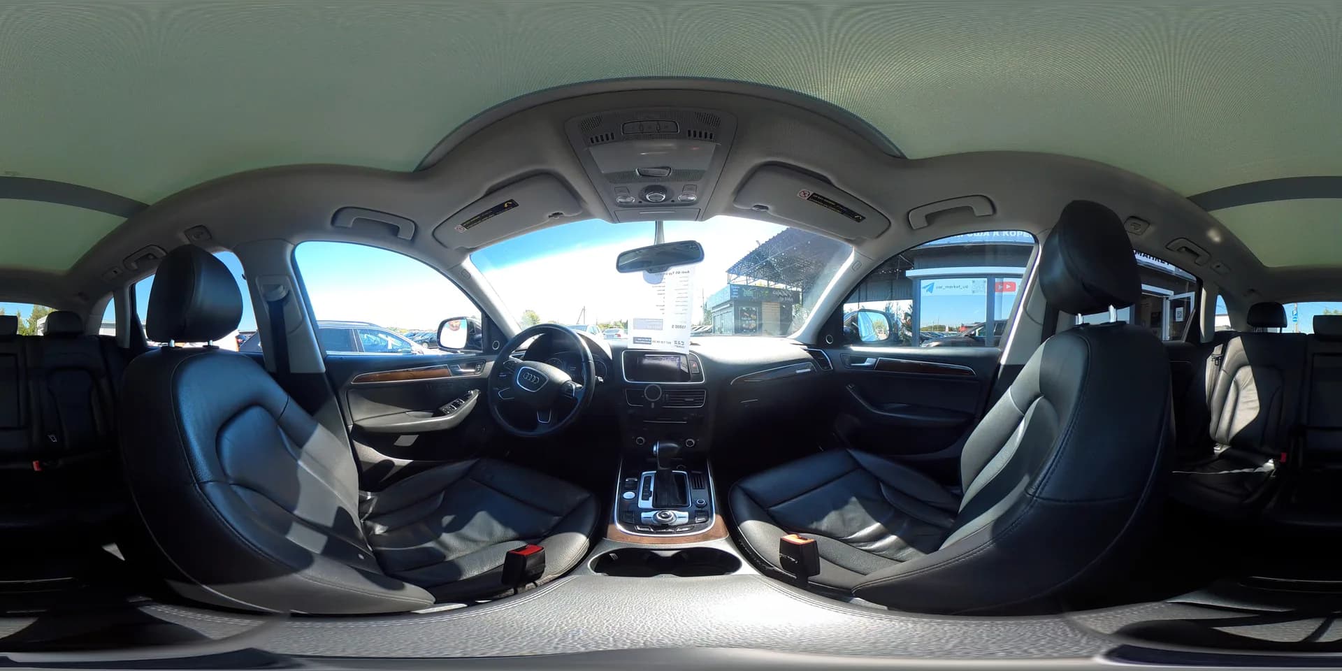 Audi Q5 — 360°