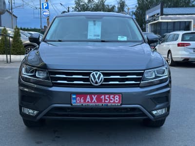 Volkswagen Tiguan — фото 13