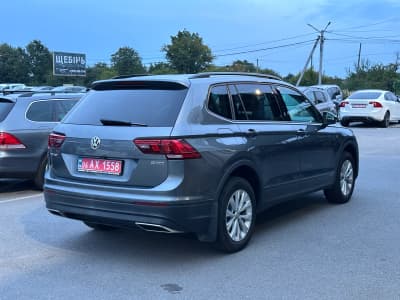 Volkswagen Tiguan — фото 4