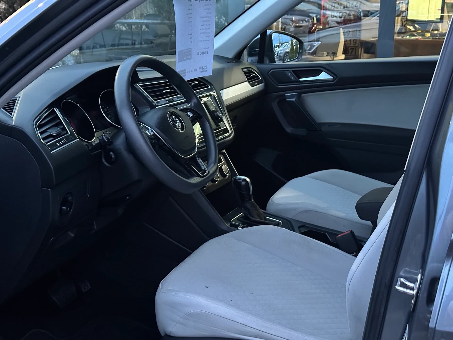 Volkswagen Tiguan — фото 5