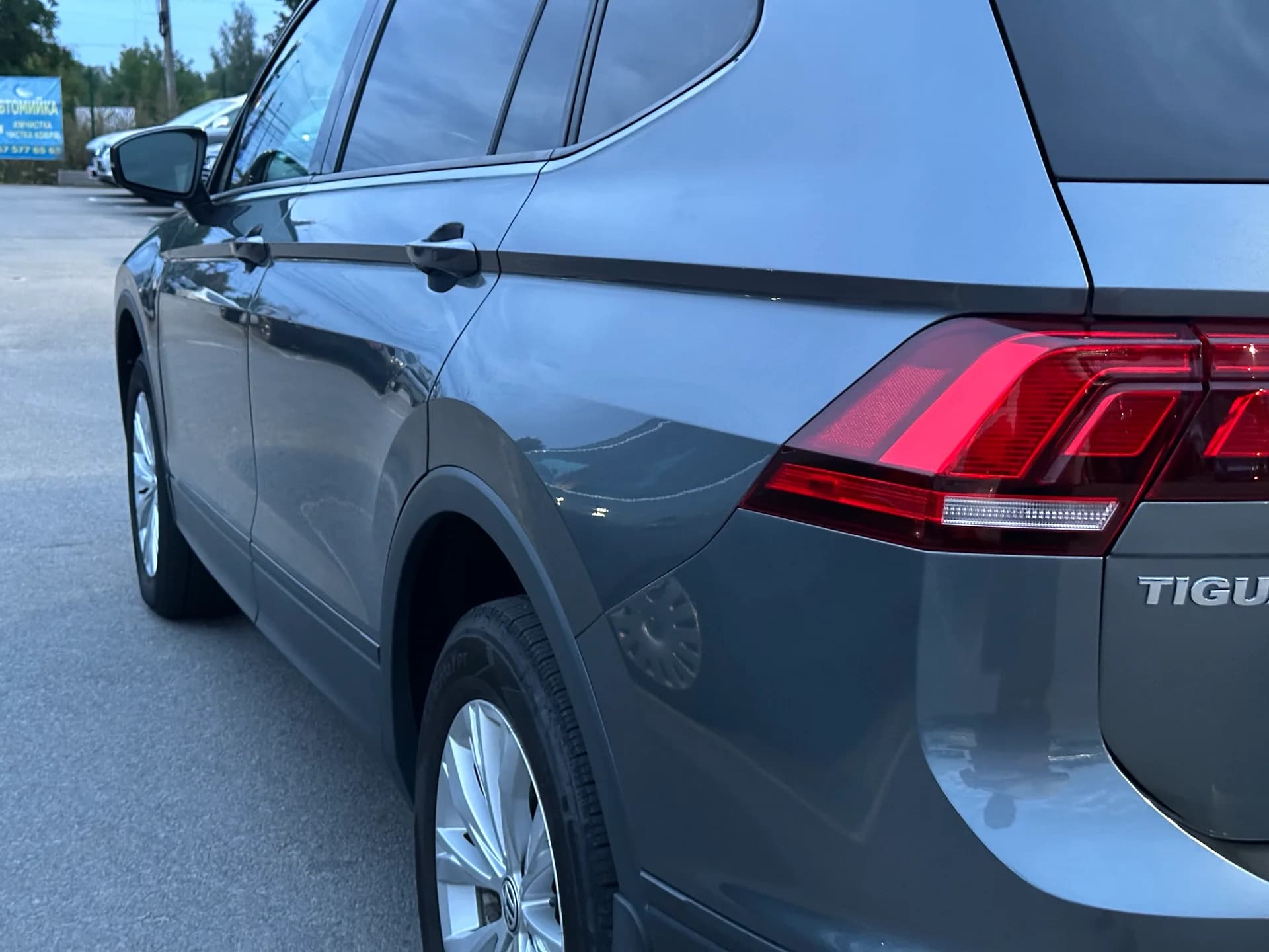 Volkswagen Tiguan — фото 10