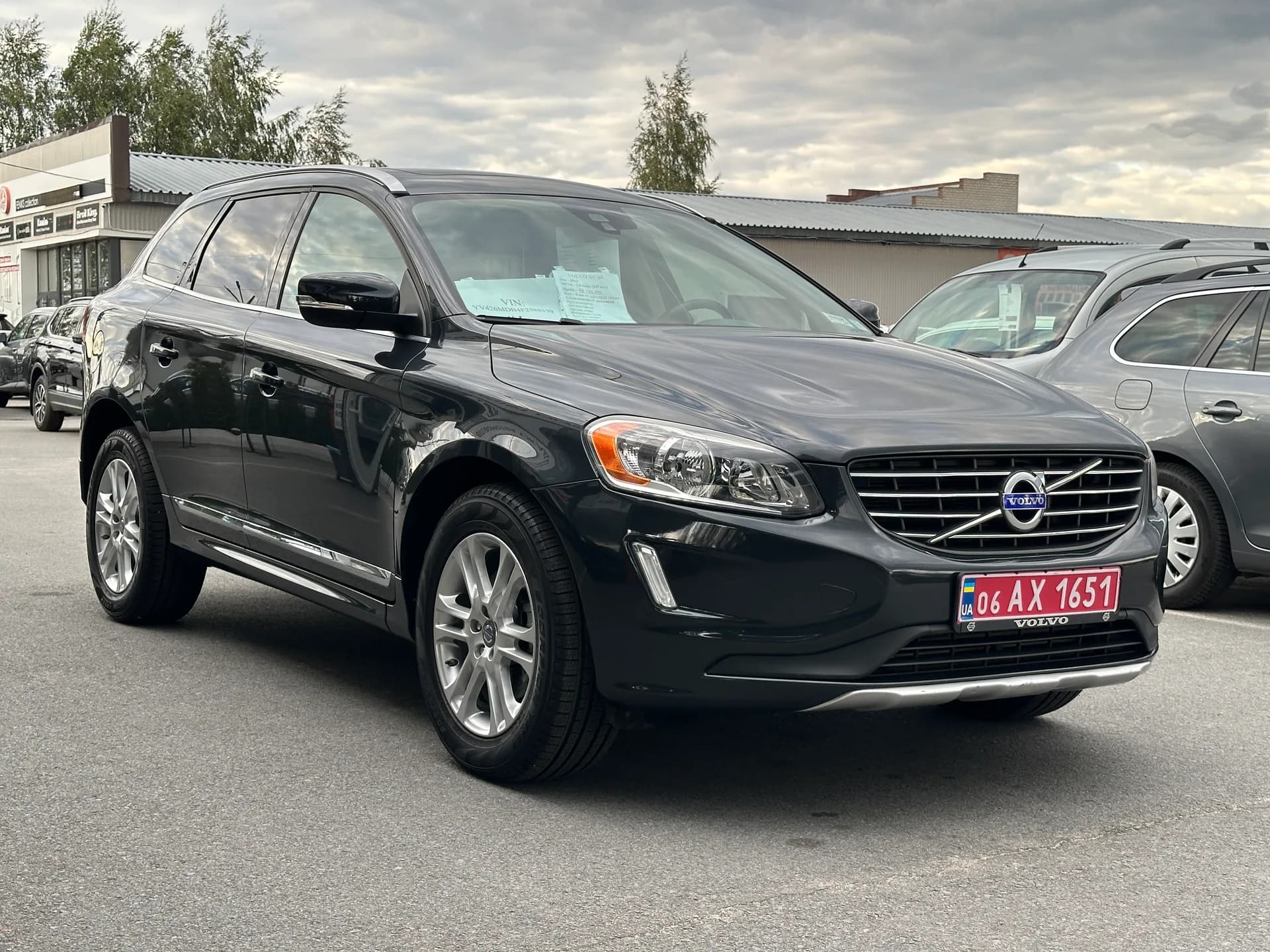 Volvo XC60 — фото 2