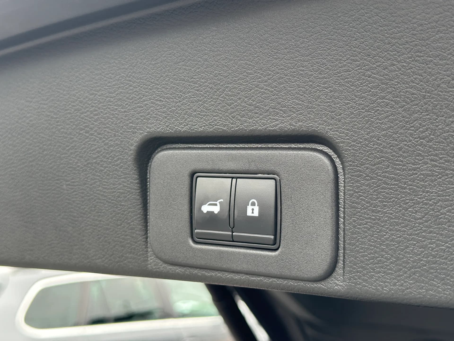 Nissan Rogue — фото 10