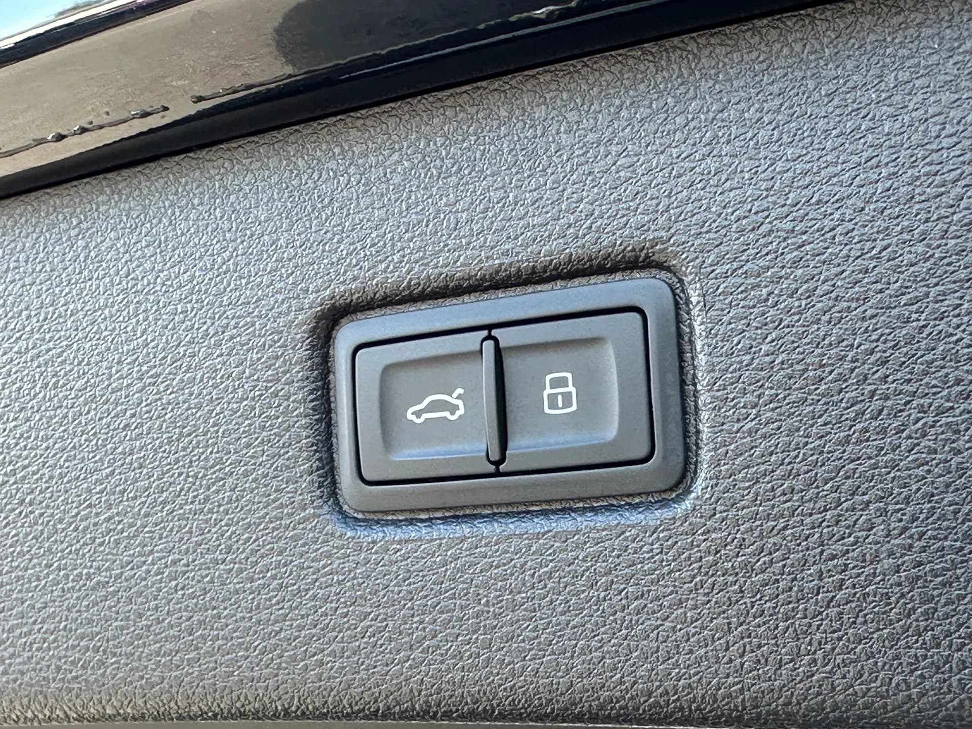 Audi Q7 — фото 12