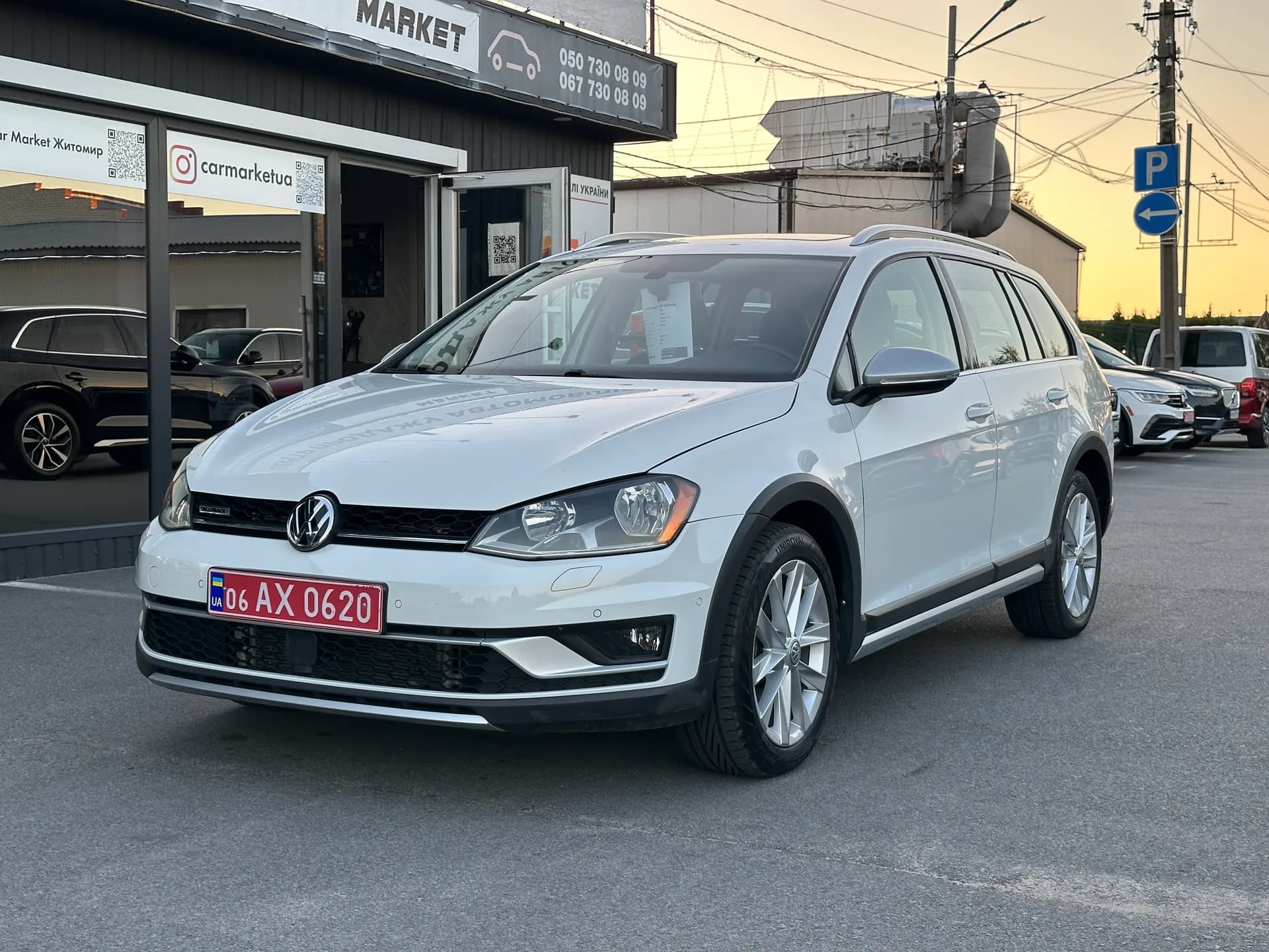 Volkswagen Golf Alltrack — фото 1