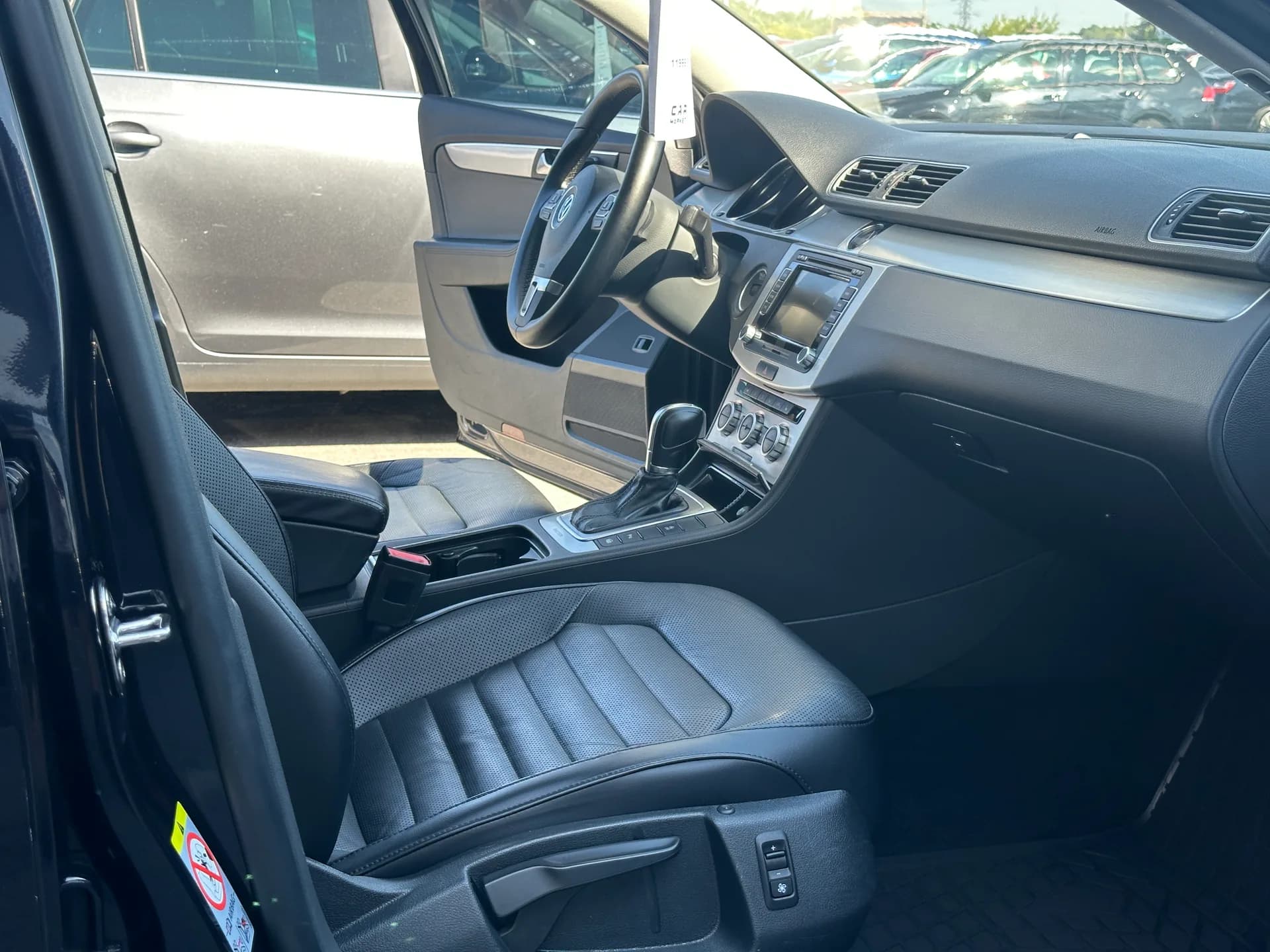 Volkswagen Passat — фото 8