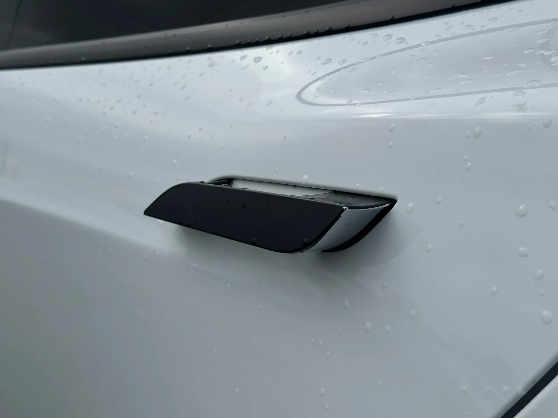 Tesla Model S — фото 15