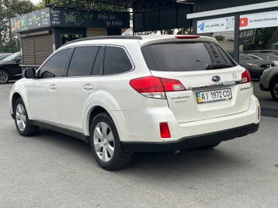 Subaru Outback — фото 4