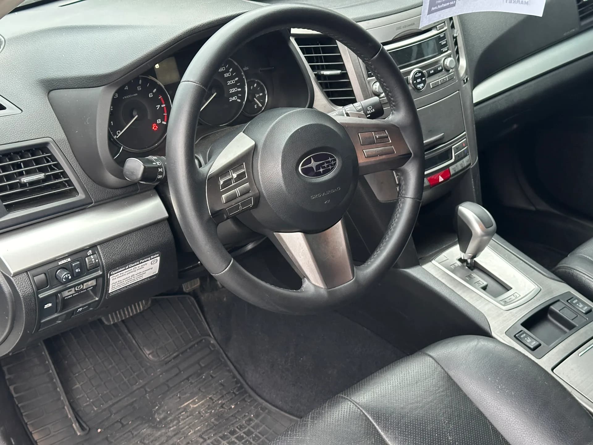 Subaru Outback — фото 7