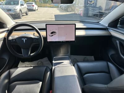 Tesla Model 3 — фото 5