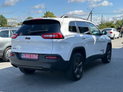 Jeep Cherokee — фото 3