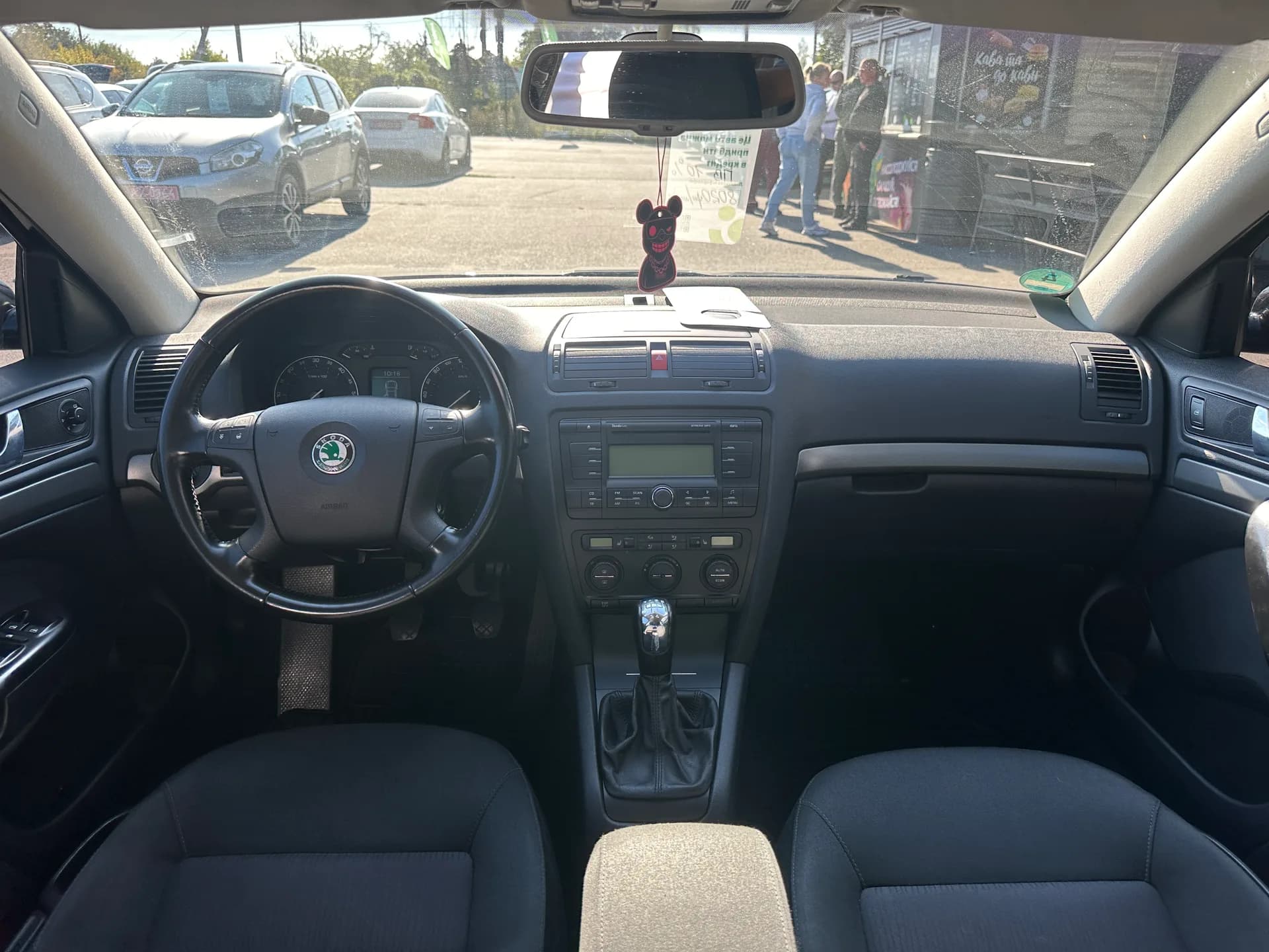 Skoda Octavia — фото 7