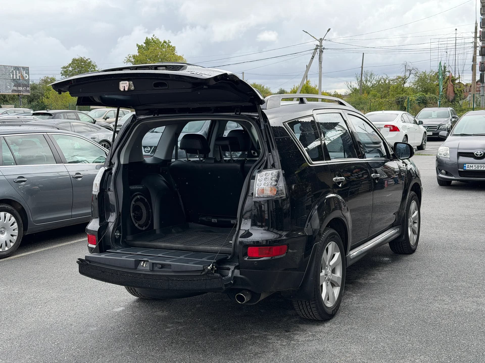 Mitsubishi Outlander — фото 8