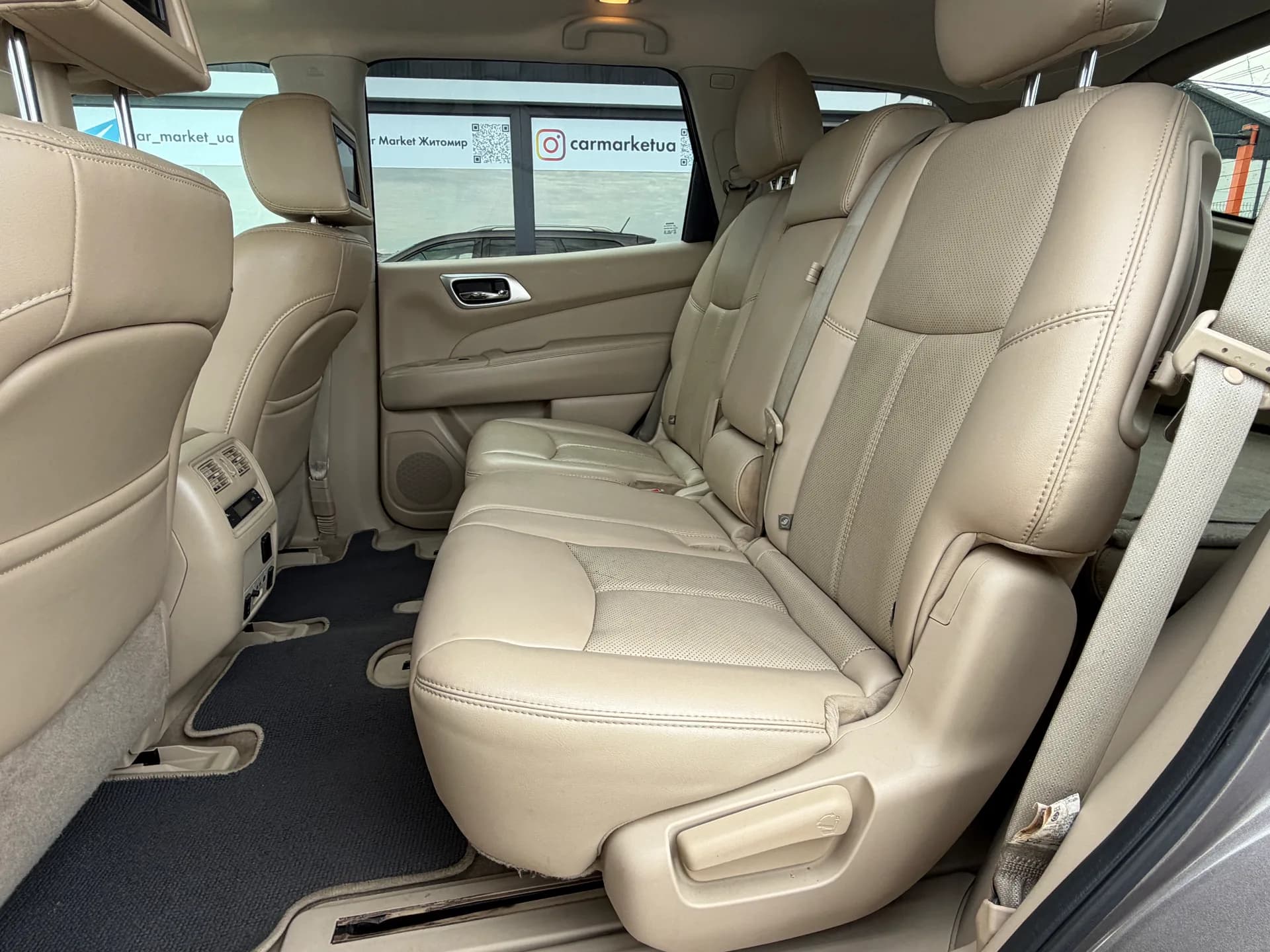 Nissan Pathfinder — фото 7