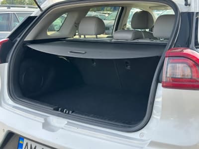 Kia Niro — фото 18