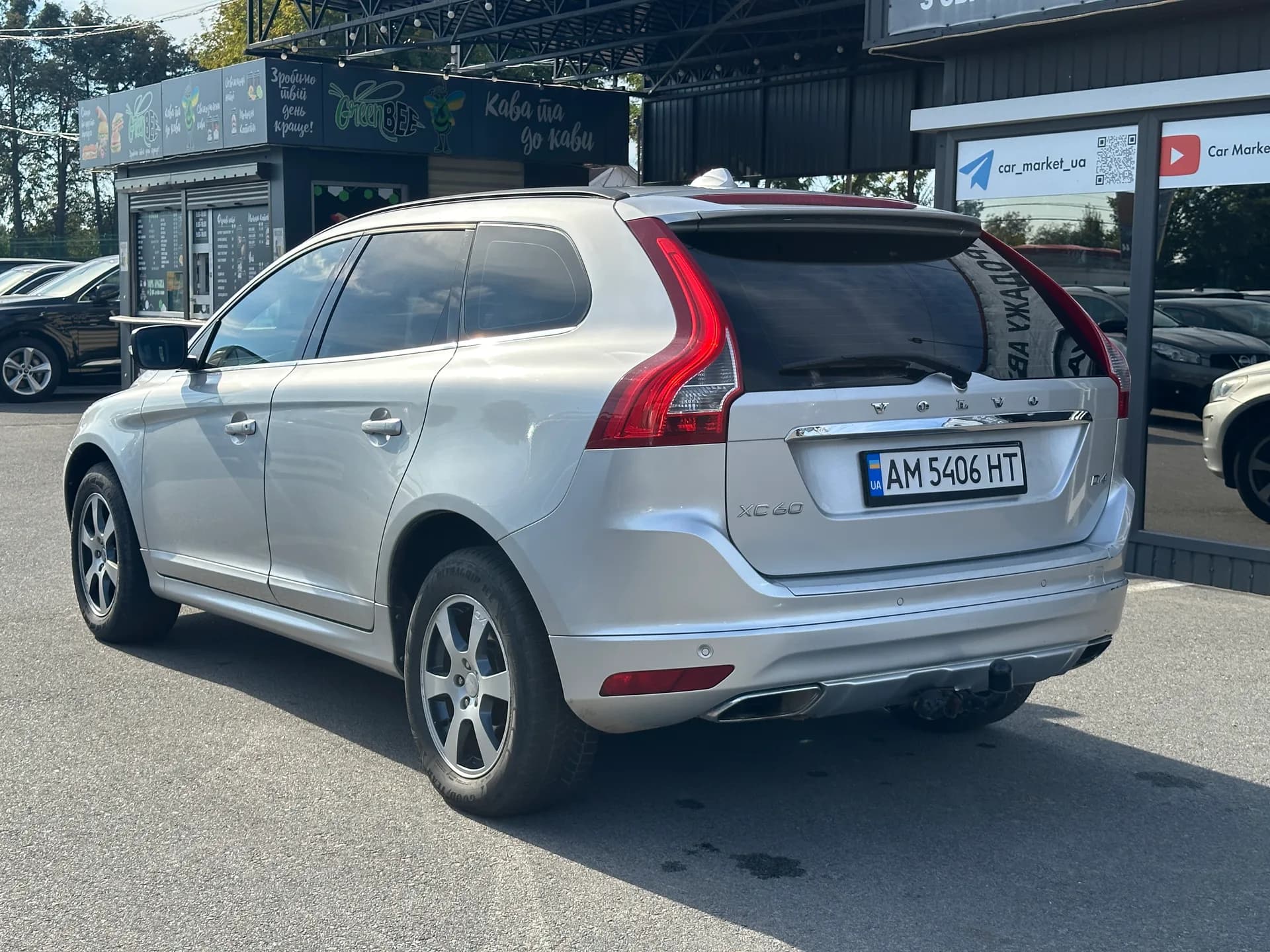 Volvo XC60 — фото 3