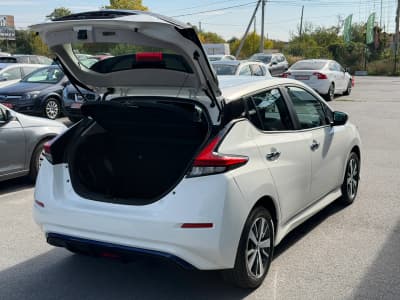Nissan Leaf — фото 9