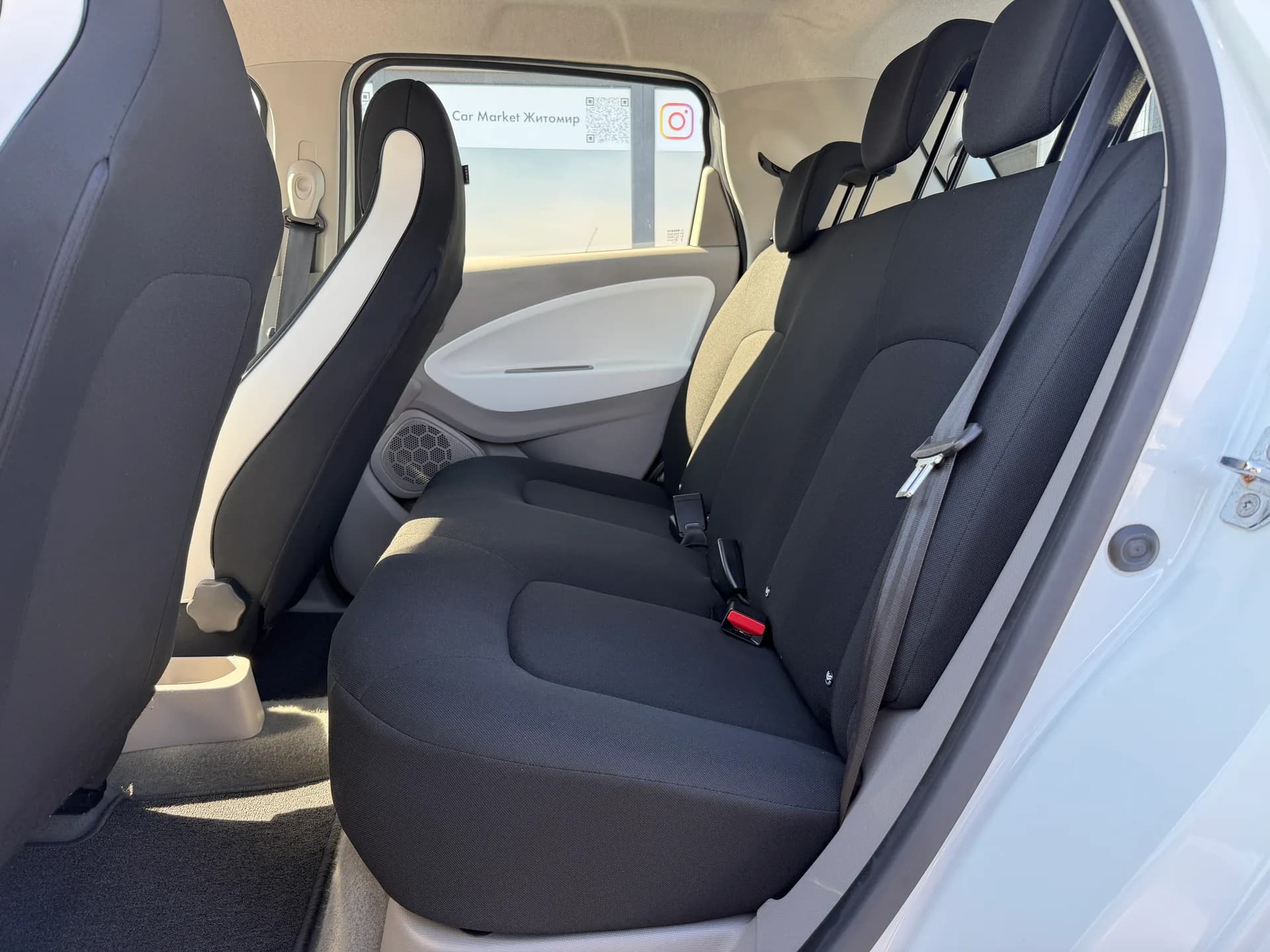 Renault Zoe — фото 7