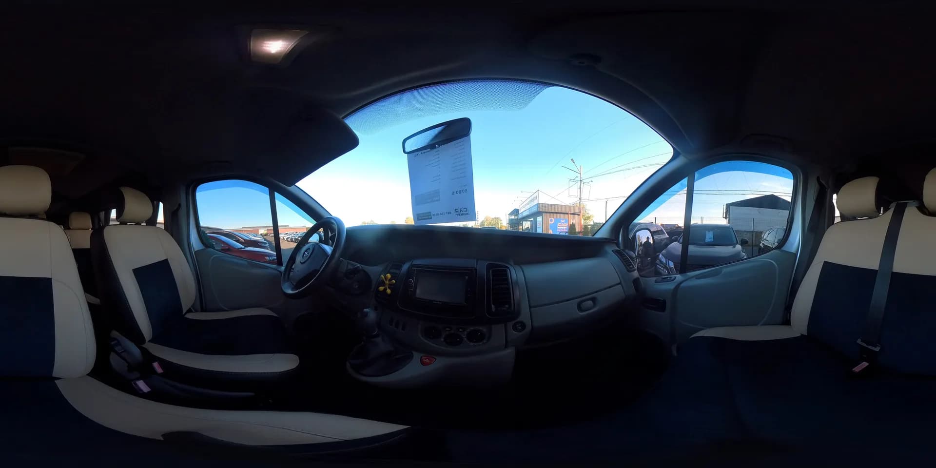 Opel Vivaro — 360°