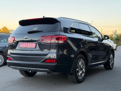 Kia Sorento — фото 3