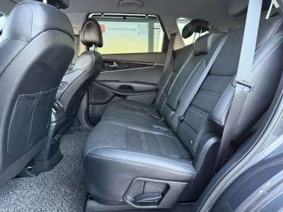 Kia Sorento — фото 7
