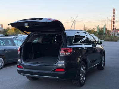Kia Sorento — фото 8