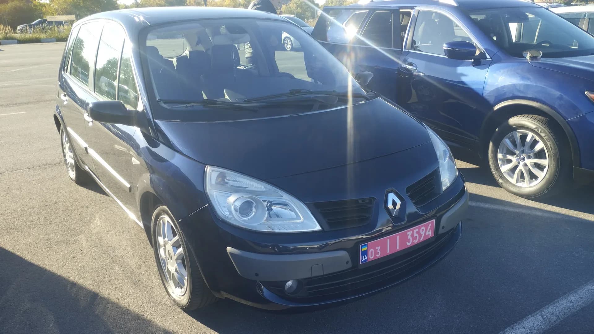 Renault Scenic — фото 1