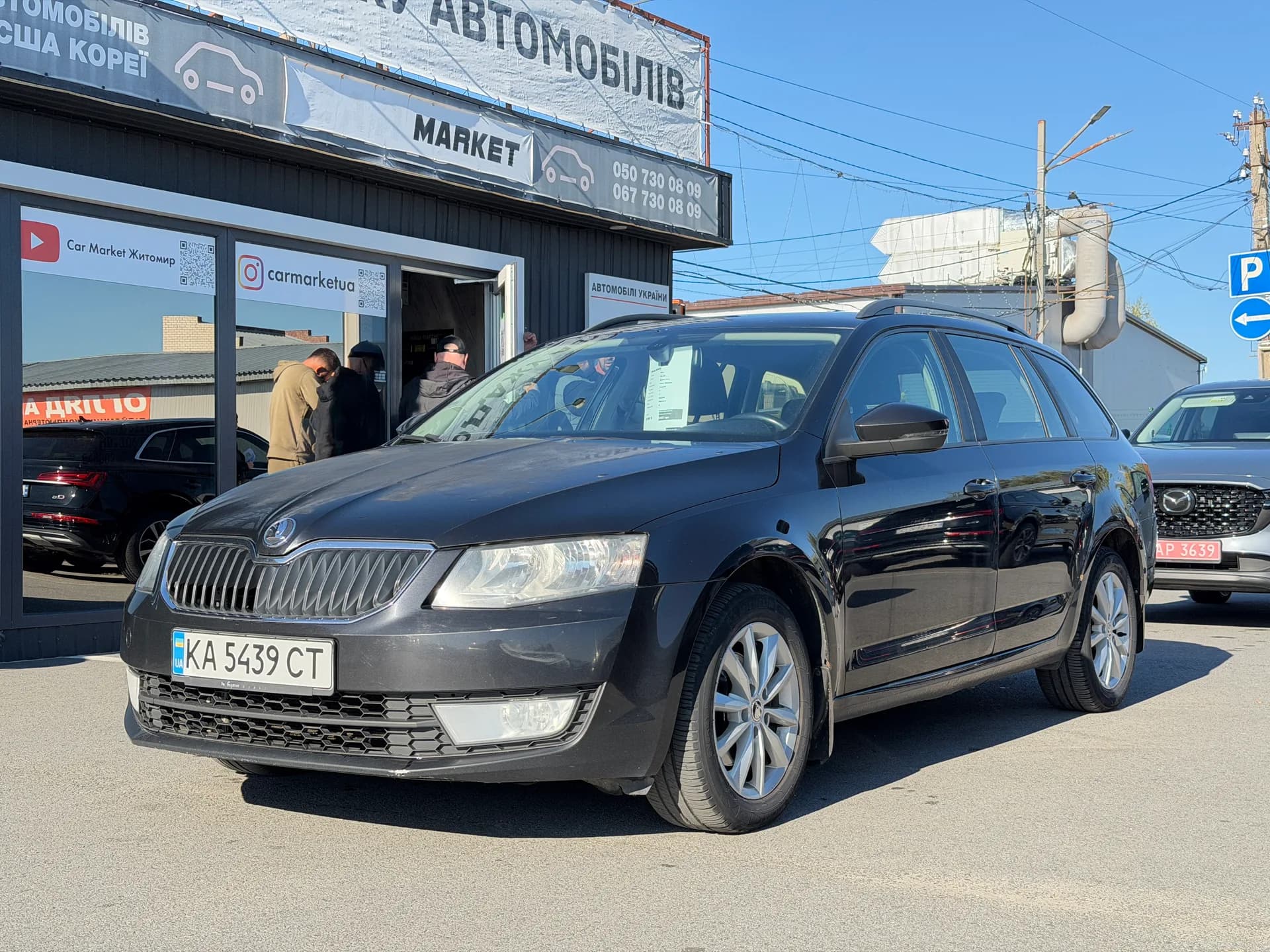 Skoda Octavia — фото 1