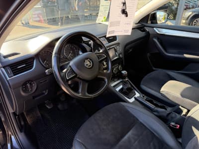 Skoda Octavia — фото 5