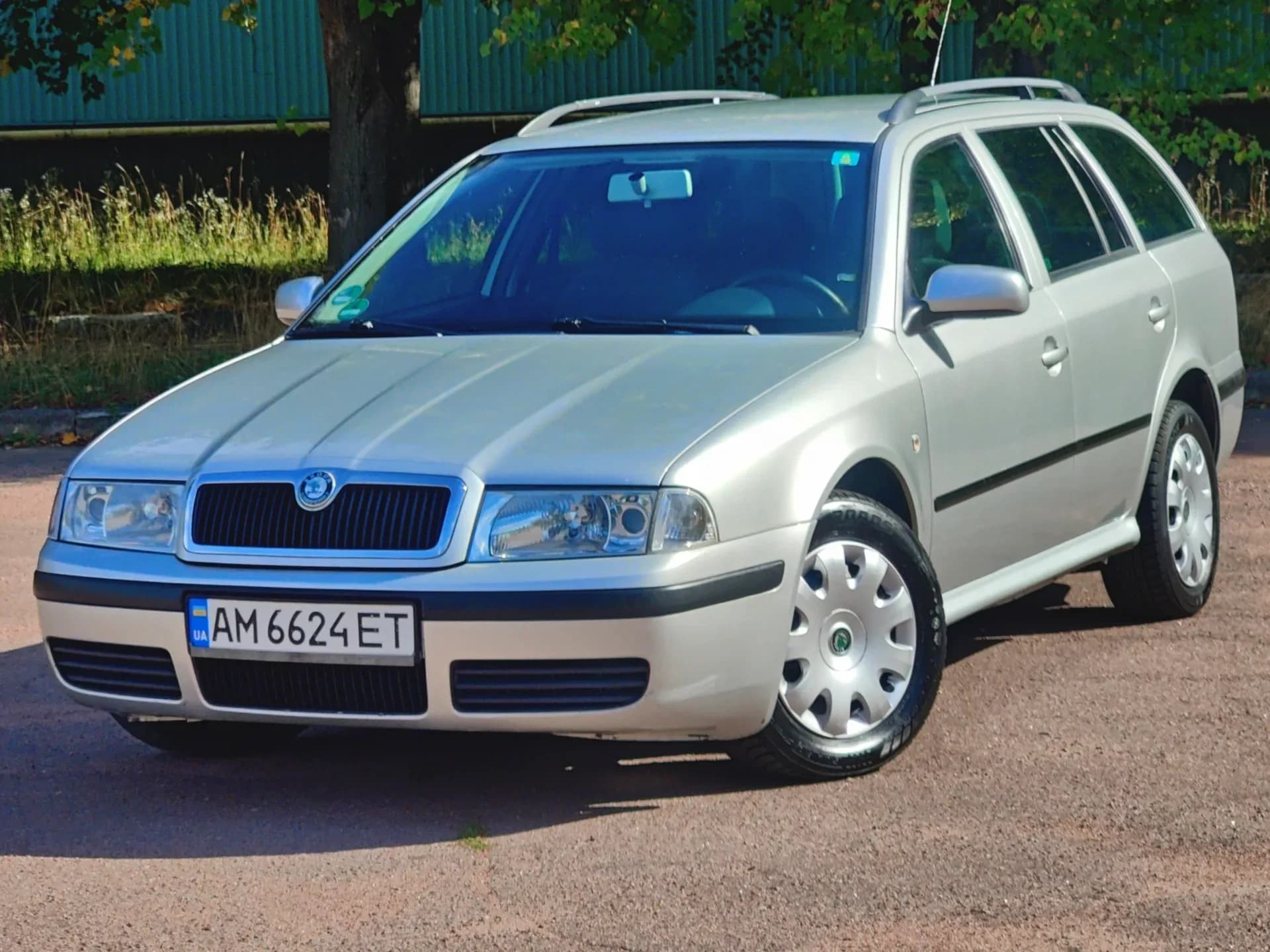 Skoda Octavia — фото 1