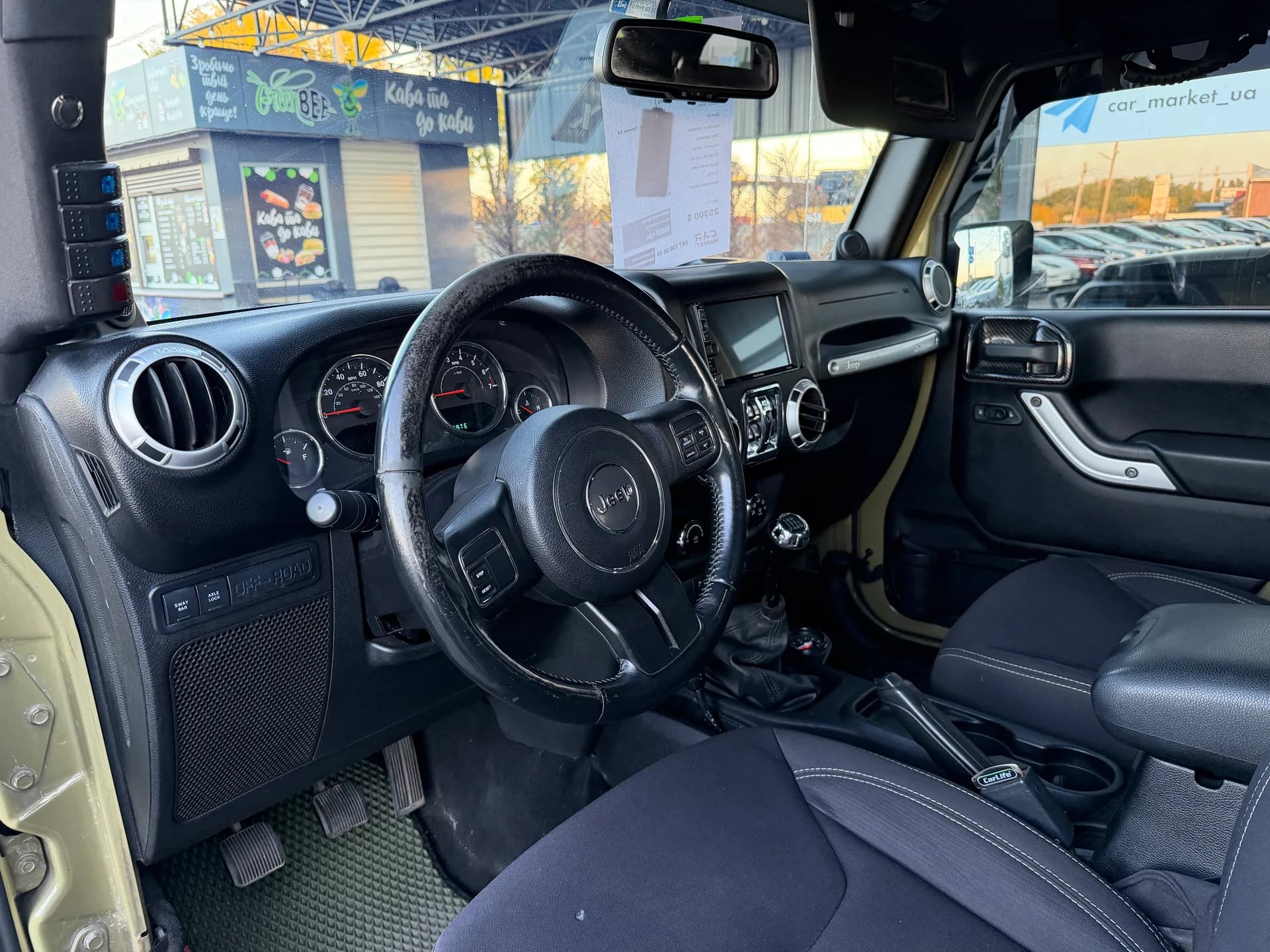 Jeep Wrangler — фото 5