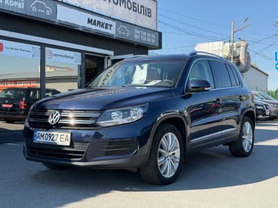 Volkswagen Tiguan — фото 1