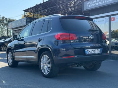 Volkswagen Tiguan — фото 4