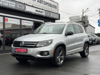 Volkswagen Tiguan — фото 1