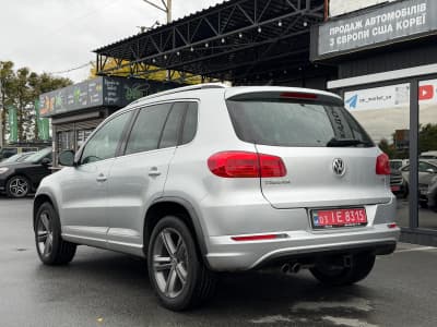 Volkswagen Tiguan — фото 4