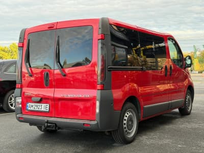 Opel Vivaro — фото 3