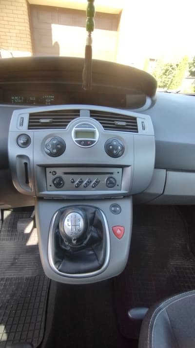Renault Scenic — фото 3
