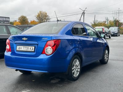 Chevrolet Aveo — фото 4