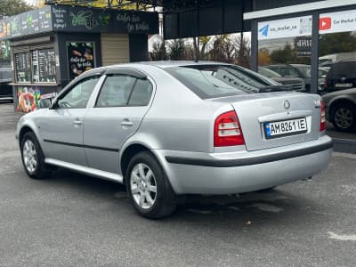 Skoda Octavia — фото 4