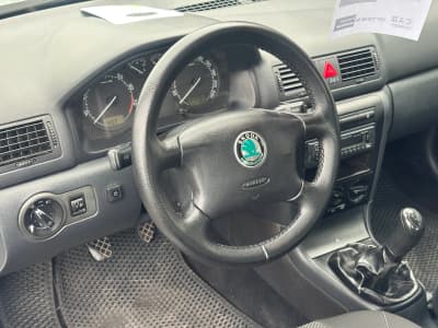 Skoda Octavia — фото 7