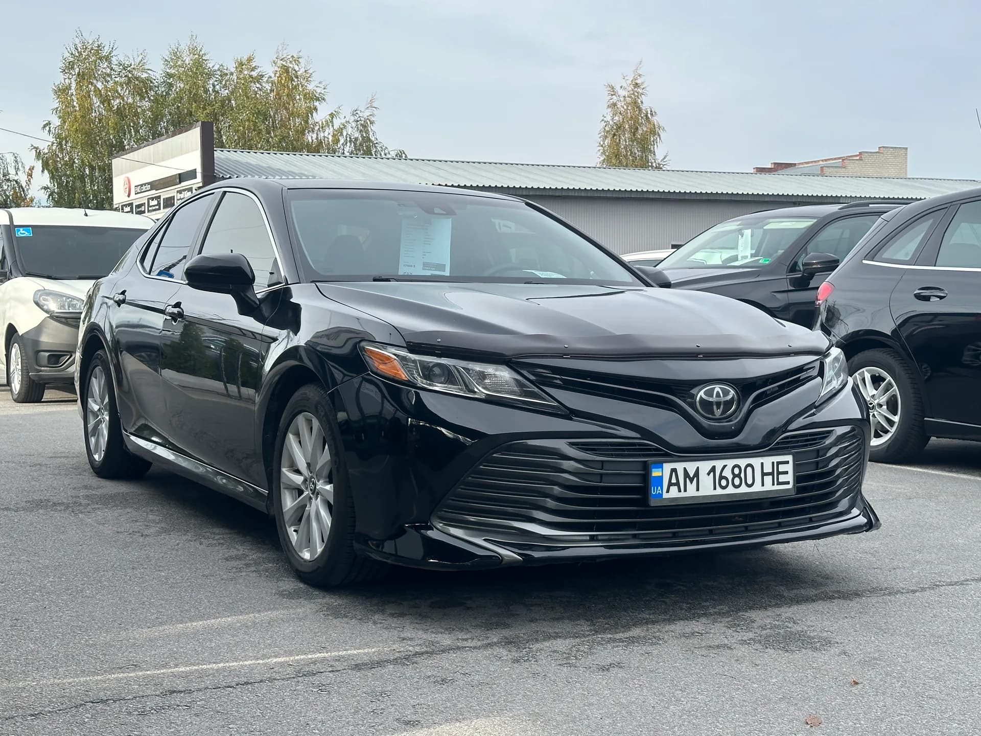 Toyota Camry — фото 2