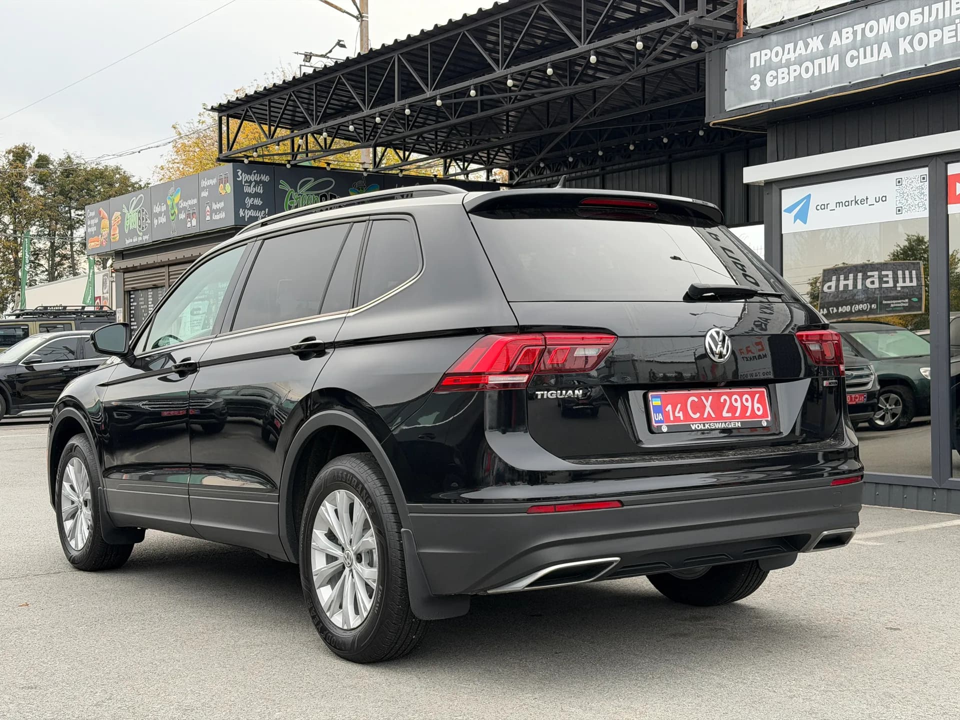 Volkswagen Tiguan — фото 4